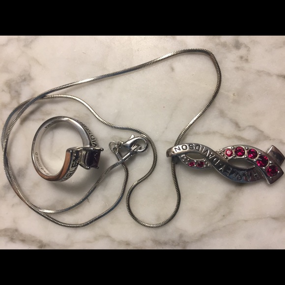 Harley Davison necklace and ring - Picture 3 of 7